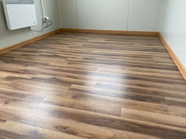 Contenedor 4×2,40m Oficina Jardín privado - Imagen 4